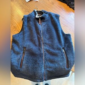 True Grit men’s XXL navy vest